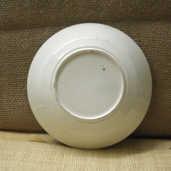 Vintage Oriental Design Dish - Picture 4 of 16